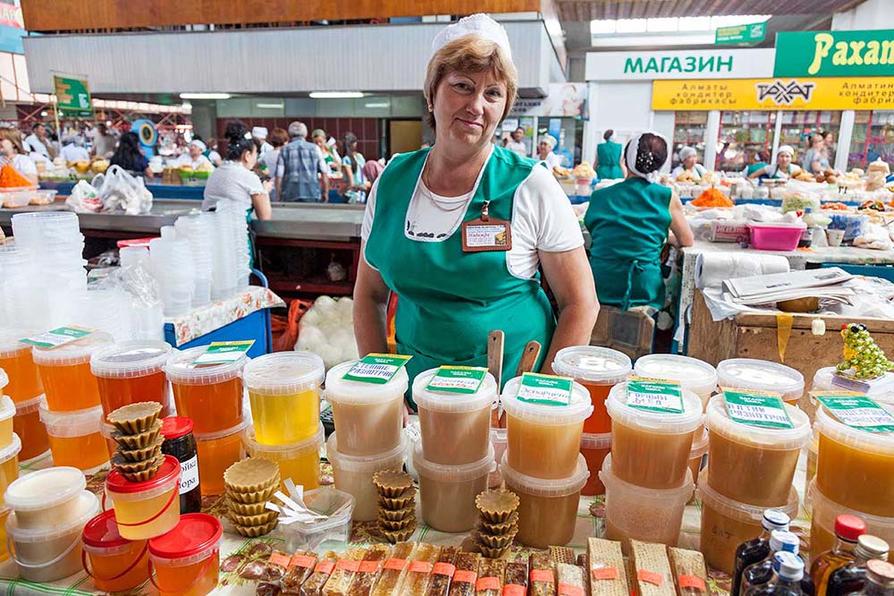 Гастрономическая экскурсия по Алматы: местные вкусы и их истории Tour route with scenic nature in Kazakhstan