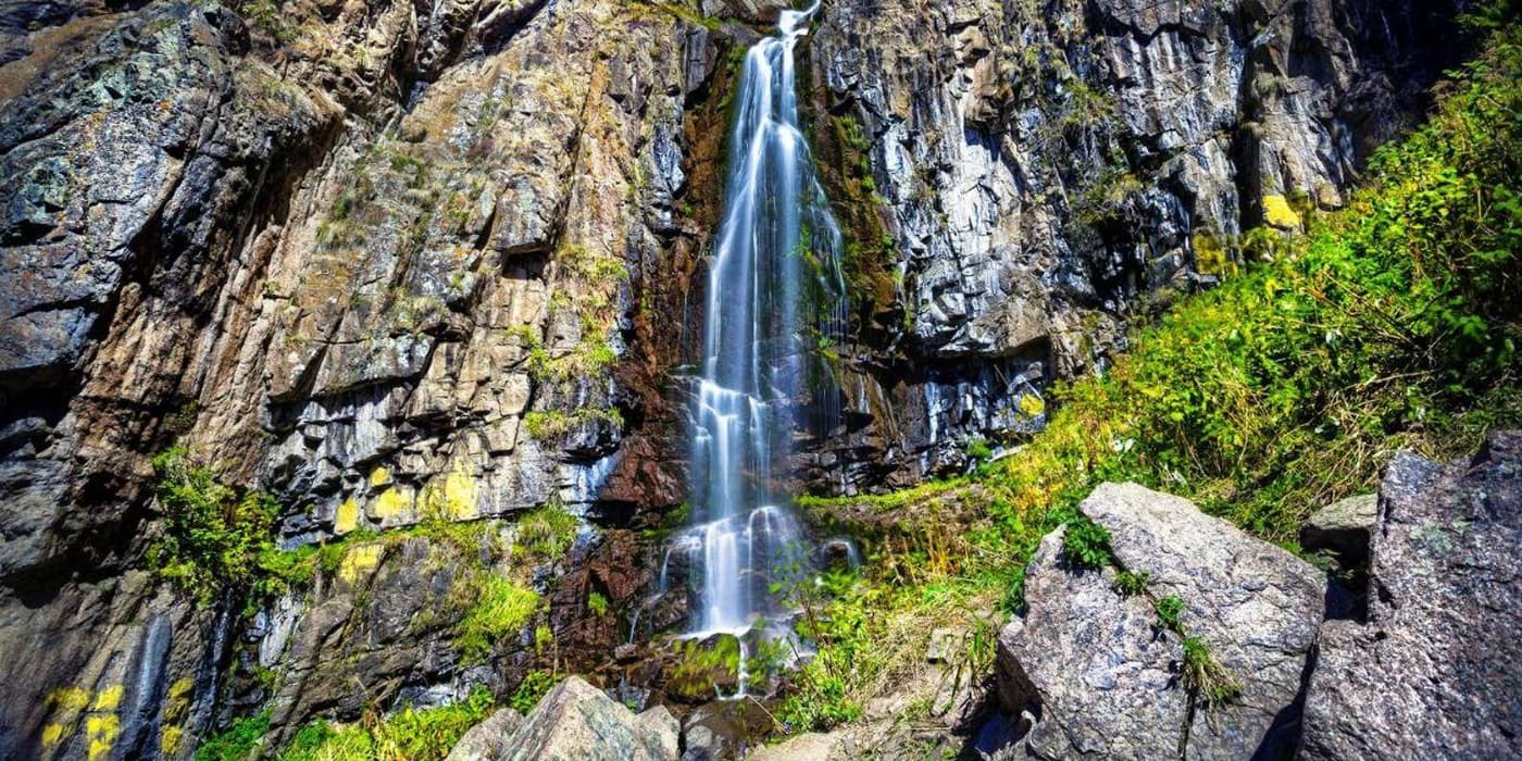 Пеший тур по горам Алматы: маршруты Иле-Алатауского заповедника Tour route with scenic nature in Kazakhstan