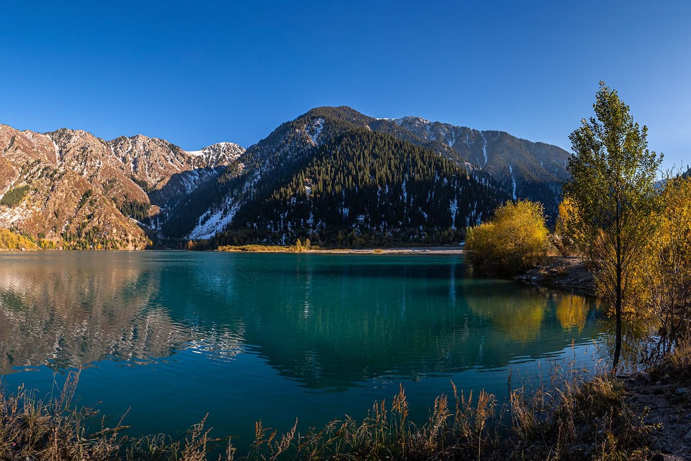 Озеро Иссык (Есик) travel scenery in Kazakhstan
