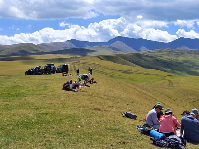 Плато Ассы — простор высокогорья и кочевая атмосфера nature and attractions in Kazakhstan