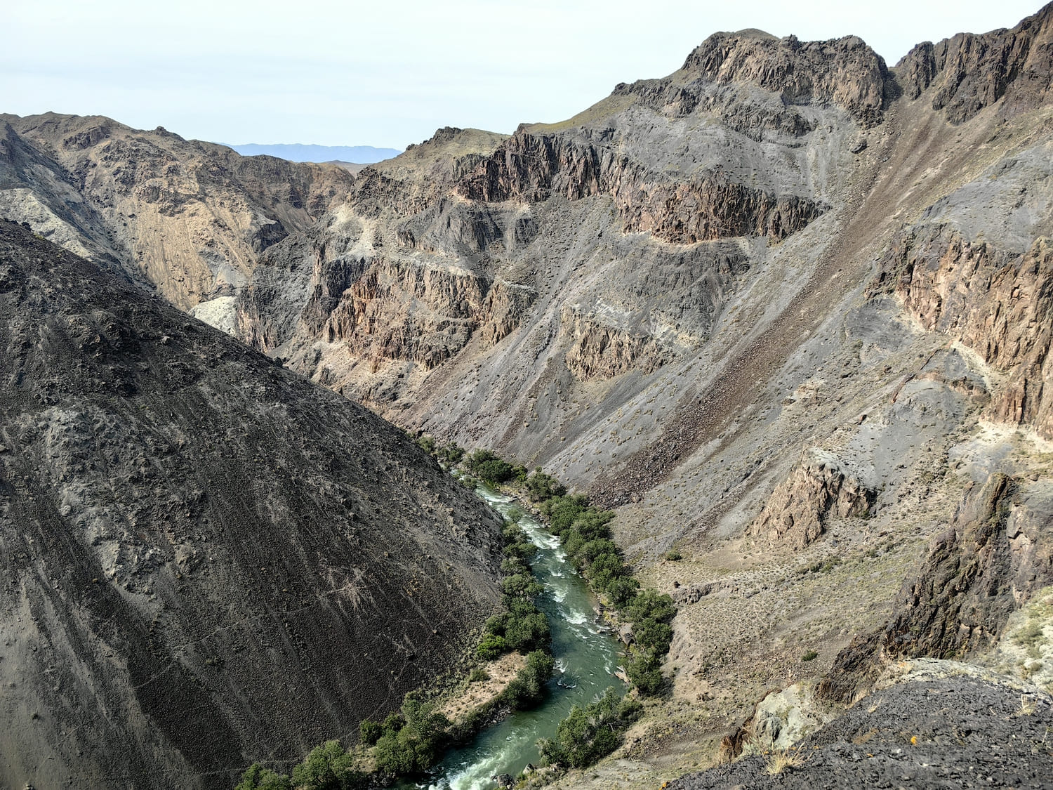 Regal aus Stein at Charyn Canyon, Kazakhstan